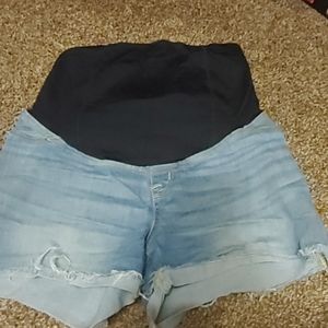Maternity shorts